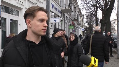 Стали на захист України на початку вторгнення: у Житомирі попрощалися з Сергієм Гончаруком і Андрієм Горобцем Стали на захист України на початку вторгнення: у Житомирі попрощалися з Сергієм Гончаруком і Андрієм Горобцем