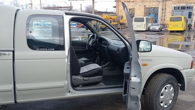 У Сумах працівники комунального підприємства "Електроавтотранс" придбали автівку для військових У Сумах працівники комунального підприємства "Електроавтотранс" придбали автівку для військових