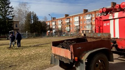Нечистоти затопили укриття: у Прилуках учнів ліцею відправили на дистанційне навчання Нечистоти затопили укриття: у Прилуках учнів ліцею відправили на дистанційне навчання