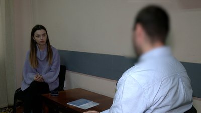 "Мені некомфортно було жити у тверезому житті": алкозалежні у минулому розповіли про шлях до реабілітації у Рівному "Мені некомфортно було жити у тверезому житті": алкозалежні у минулому розповіли про шлях до реабілітації у Рівному