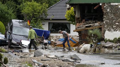 Повінь у Німеччині: кількість загиблих зросла, безвісти зникли сотні людей Повінь у Німеччині: кількість загиблих зросла, безвісти зникли сотні людей