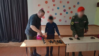 Херсонщина, окупація, діти, школа, юнармія, зброя