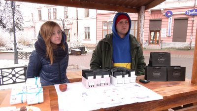 Від бринзи й вурди до натуральних чаїв і макарунів. У Франківську провели крафтовий ярмарок Від бринзи й вурди до натуральних чаїв і макарунів. У Франківську провели крафтовий ярмарок