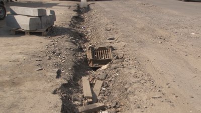 Близько 15 мільйонів виділили на ремонт дороги на вулиці Капушанська в Ужгороді Близько 15 мільйонів виділили на ремонт дороги на вулиці Капушанська в Ужгороді
