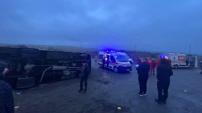 На Львівщині перекинувся рейсовий автобус На Львівщині перекинувся рейсовий автобус