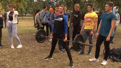 Руханка та майстер-класи: у ЧНУ ім. Б. Хмельницького провели олімпійський урок Руханка та майстер-класи: у ЧНУ ім. Б. Хмельницького провели олімпійський урок