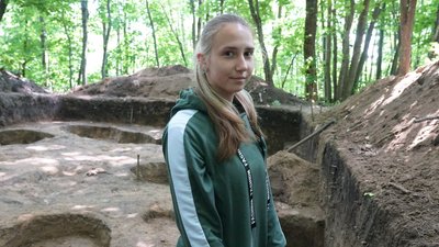 У Конотопському районі студенти-археологи розкопують давнє городище Воргол У Конотопському районі студенти-археологи розкопують давнє городище Воргол