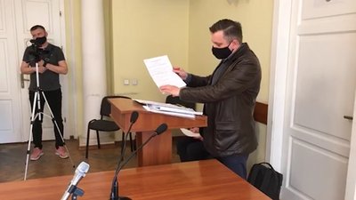 Довибори в Раду на Франківщині: на п’яти дільницях перерахують голоси Довибори в Раду на Франківщині: на п’яти дільницях перерахують голоси