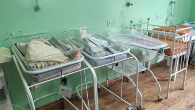 У Тернополі залишили двійнят в "Вікні життя" У Тернополі залишили двійнят в "Вікні життя"