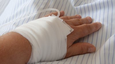 У жительки Кіровоградщини підозрюють ботулізм. Жінка в реанімації