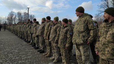 Бійці 109 окремого гірсько-штурмового батальйону повернулися на Франківщину із зони ООС Бійці 109 окремого гірсько-штурмового батальйону повернулися на Франківщину із зони ООС