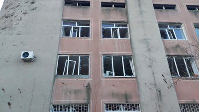 Російська армія обстріляла один з районів Миколаєва ракетами типу С-300 Російська армія обстріляла один з районів Миколаєва ракетами типу С-300