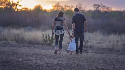 Зріст цін і зменшення зарплат. Українці розповіли, як змінився їх фінансовий стан