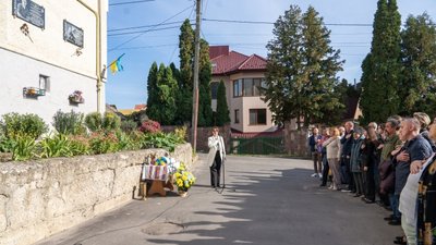 У Тернополі, відкрили меморіальну дошку, загиблий захисник, Романа Лауса