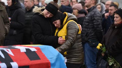 У Рівному попрощалися з чотирма загиблими бійцями, які загинули на Харківщині У Рівному попрощалися з чотирма загиблими бійцями, які загинули на Харківщині