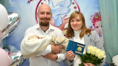 23 лютого святкував день народження, 24-го —пішов у ТрО: вінничанин приїхав із фронту зустріти новонароджену доньку