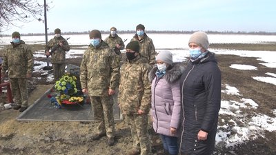 На Донеччині вшановували пам’ять загиблих льотчиків