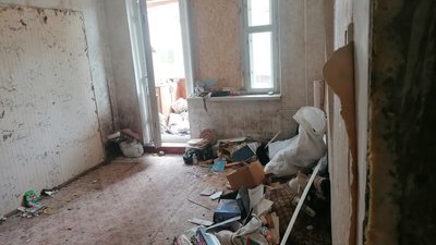 "Це якась Чорнобильська зона": річниця обстрілу вулиці Озерецької у Луцьку "Це якась Чорнобильська зона": річниця обстрілу вулиці Озерецької у Луцьку