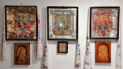 Місяць після пожежі у храмі в Бірках на Кіровоградщині. Де нині збираються парафіяни Місяць після пожежі у храмі в Бірках на Кіровоградщині. Де нині збираються парафіяни