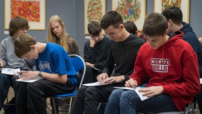 У Дніпровському художньому музеї провели урок для школярів У Дніпровському художньому музеї провели урок для школярів