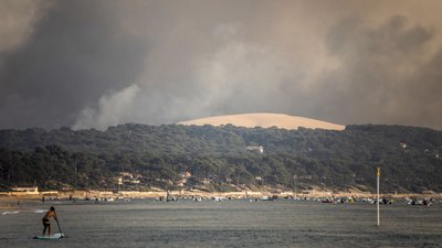 Європа потерпає від аномальної спеки — вирують лісові пожежі Європа потерпає від аномальної спеки — вирують лісові пожежі