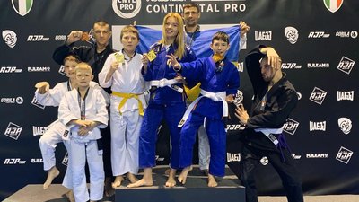 Миколаївських борців відзначили нагородами Миколаївських борців відзначили нагородами