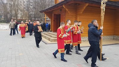 Страсна п'ятниця: що радять вірянам священники різних конфесій Страсна п'ятниця: що радять вірянам священники різних конфесій