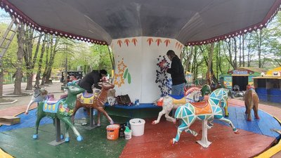"Півник" і Ко: яким було містечко атракціонів у рівненському парку "Півник" і Ко: яким було містечко атракціонів у рівненському парку