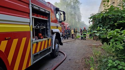 Чотири тонни вугілля згоріли на пожежі на Закарпатті Чотири тонни вугілля згоріли на пожежі на Закарпатті