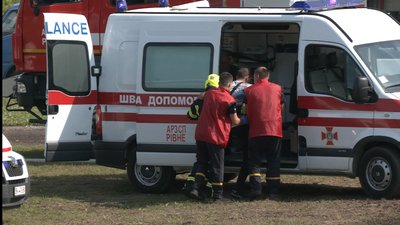 Навчання силовиків під Рівним: як це було Навчання силовиків під Рівним: як це було