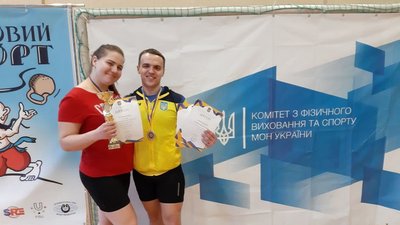 Студенти Івано-Франківського медуніверситету стали чемпіонами України з гирьового спорту Студенти Івано-Франківського медуніверситету стали чемпіонами України з гирьового спорту