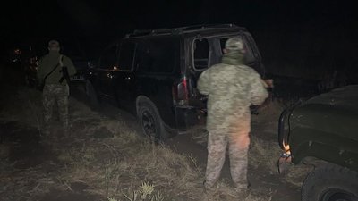 Чинили опір та намагались відібрати зброю: на Луганщині затримали порушників кордону