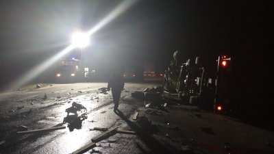 У Бахмацькому районі зіштовхнулися дві вантажівки: водії загинули У Бахмацькому районі зіштовхнулися дві вантажівки: водії загинули