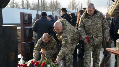 В Одеській області відкрили меморіальний комплекс загиблим морським піхотинцям В Одеській області відкрили меморіальний комплекс загиблим морським піхотинцям
