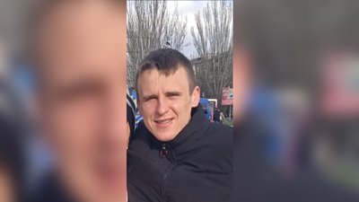 Жителя Каховки, якого військові РФ забрали разом з батьком, відпустили. Батько залишається в полоні