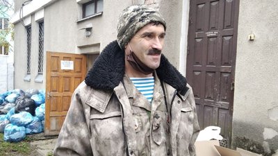 Тернопільські волонтери везуть допомогу на схід Тернопільські волонтери везуть допомогу на схід