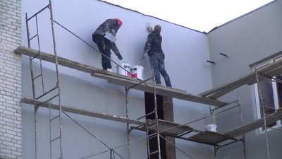 Незаконне будівництво на Ковельській у Луцьку. Власники мали дозвіл на реконструкцію Незаконне будівництво на Ковельській у Луцьку. Власники мали дозвіл на реконструкцію