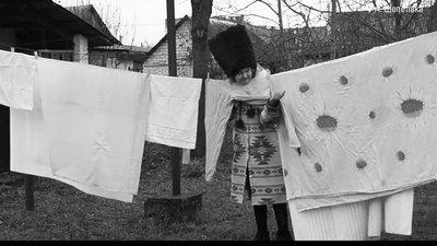 Перший свій кліп зняли на українську народну пісню "Ой, помию я звечора ноги" Перший свій кліп зняли на українську народну пісню "Ой, помию я звечора ноги"