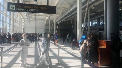 Українців не тестуватимуть на COVID-19 в аеропортах під час внутрішніх перельотів