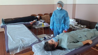 Виїздять по кілька разів на тиждень. Як на Вінниччині працює мобільна станція переливання крові Виїздять по кілька разів на тиждень. Як на Вінниччині працює мобільна станція переливання крові