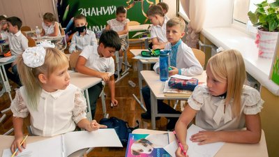 Мовний омбудсман перевірить, чи перейшли російськомовні школи на українську