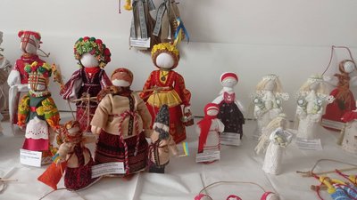 Вироби майстринь-лялькарок з Дніпра беруть участь у фестивалі української культури «Кобзар» у Ніцці