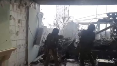 "За териконами": боєць миколаївської бригади присвятив пісню побратиму, загиблому під Мар'їнкою "За териконами": боєць миколаївської бригади присвятив пісню побратиму, загиблому під Мар'їнкою