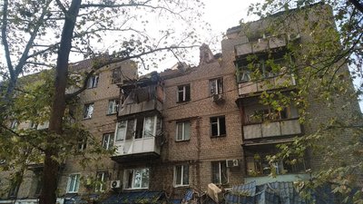У Миколаєві під завалами в багатоповерхівці знайшли тіло жінки