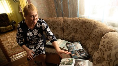 "Як це важко бути мамою гея у наші часи" "Як це важко бути мамою гея у наші часи"