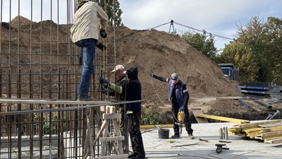 Будівництво підземної школи в Чугуєві на Харківщині