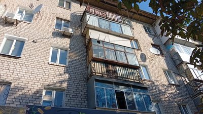 «Ми тепер не знаємо, коли ховатися». У Нікополі мешканці атакованої багатоповерхівки залишилися без зв’язку «Ми тепер не знаємо, коли ховатися». У Нікополі мешканці атакованої багатоповерхівки залишилися без зв’язку