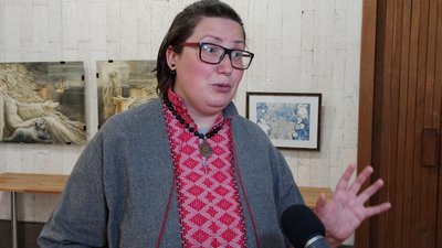Графіка, олійний та акварельний живопис:
у Миколаєві відкрилася виставка робіт місцевих художників Графіка, олійний та акварельний живопис:
у Миколаєві відкрилася виставка робіт місцевих художників
