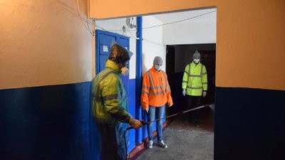 У Кропивницькому дезінфікують під’їзди багатоповерхівок У Кропивницькому дезінфікують під’їзди багатоповерхівок