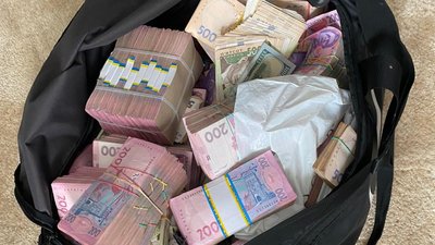 НАБУ затримала голову ОДА на хабарі в 1,8 мільйона гривень